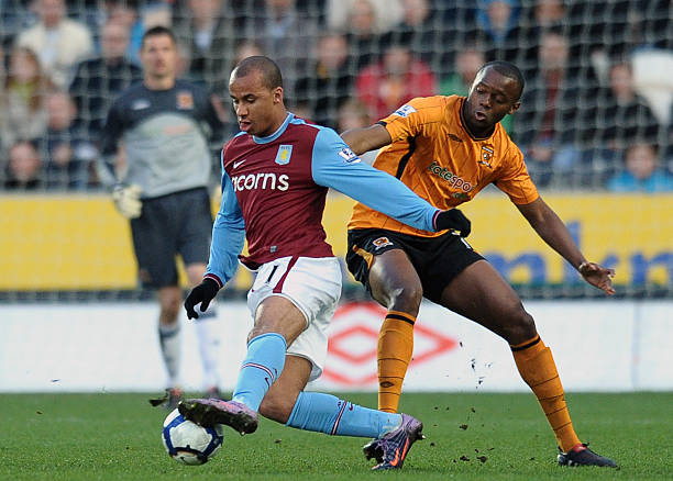 讓我們拭目 讓我們拭目