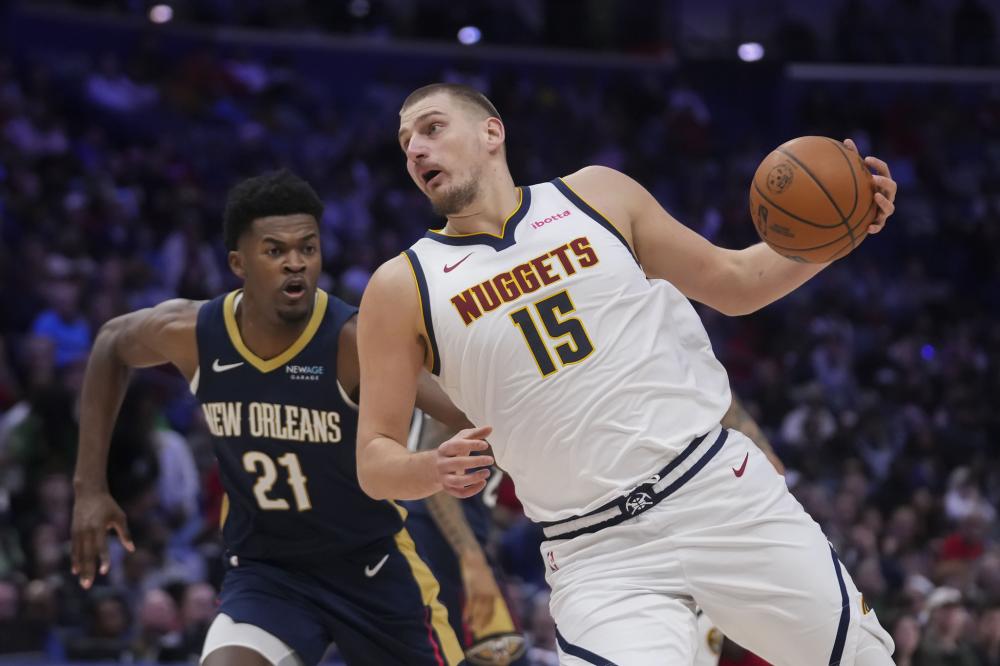 功打下了坚 功打下了坚